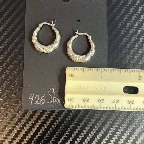 925 Sterling Silver Hoop Earrings - Picture 3 of 3